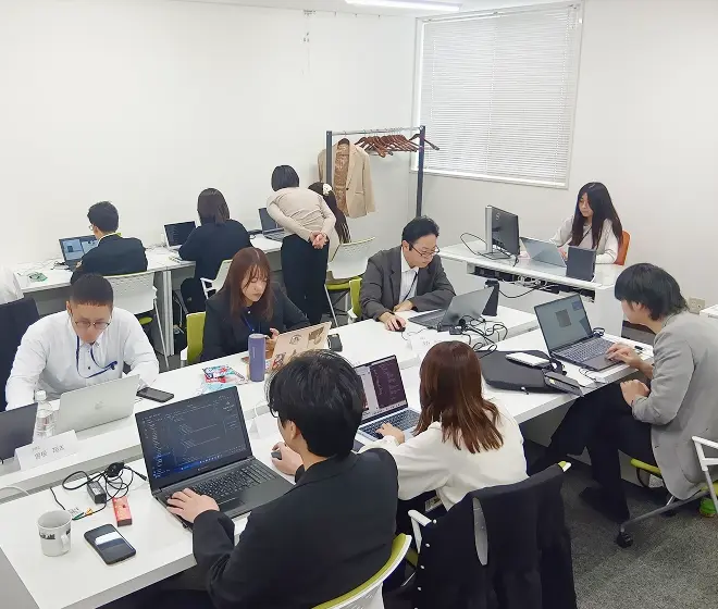 採用情報
